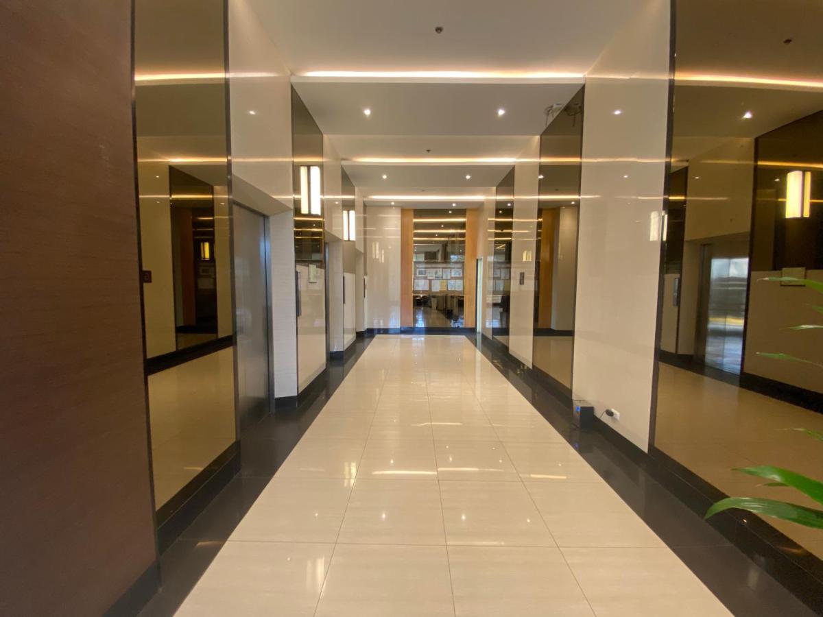 Compact Studio Unit @ Centrio Tower Cagayan de Oro Ngoại thất bức ảnh